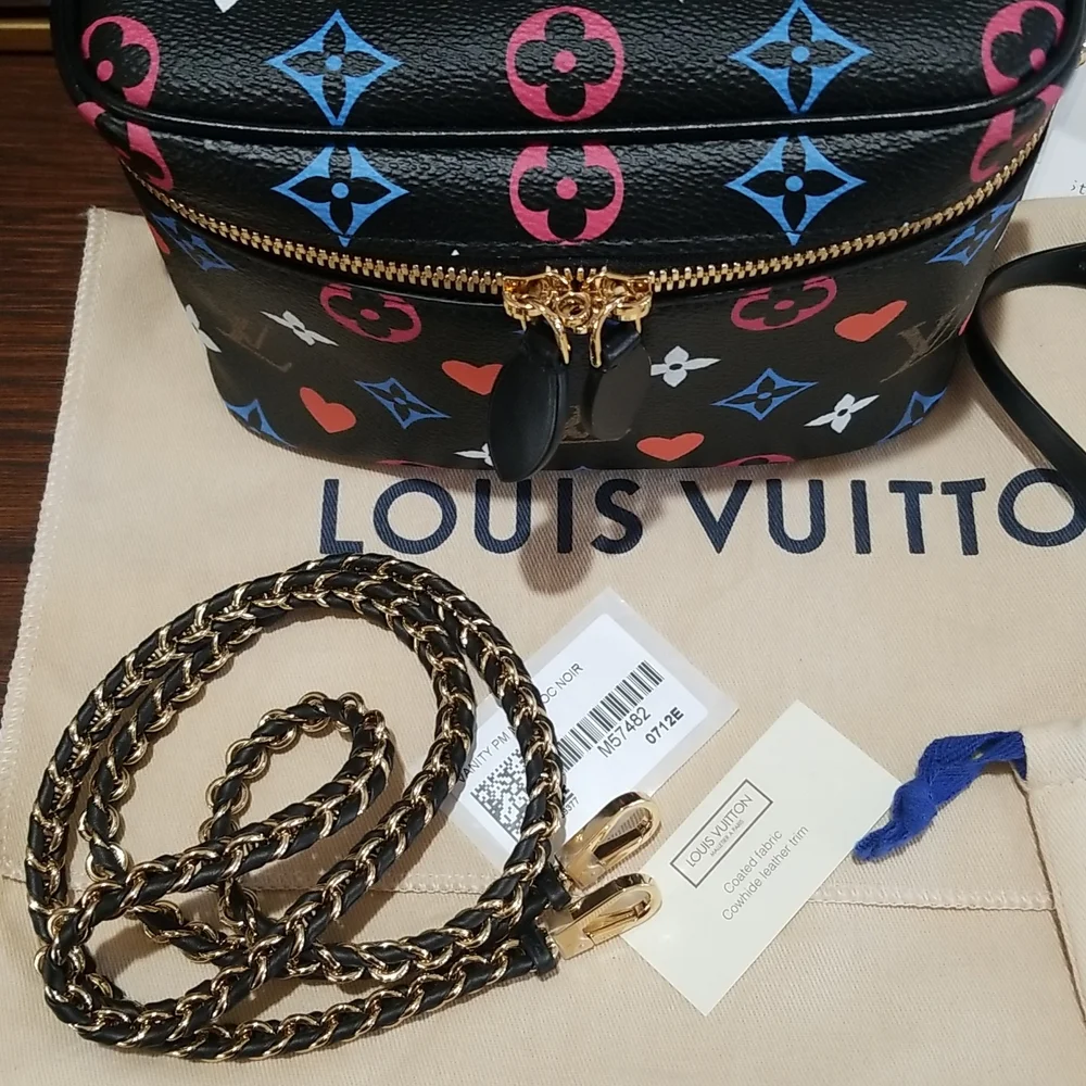 SOLD Louis Vuitton Black Game On Vanity Bag - Picture 4 of 12